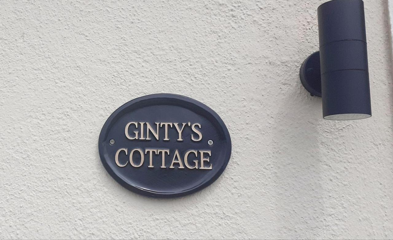 Cozy & Remote Hideaway Gintys Cottage Ross Port 外观 照片